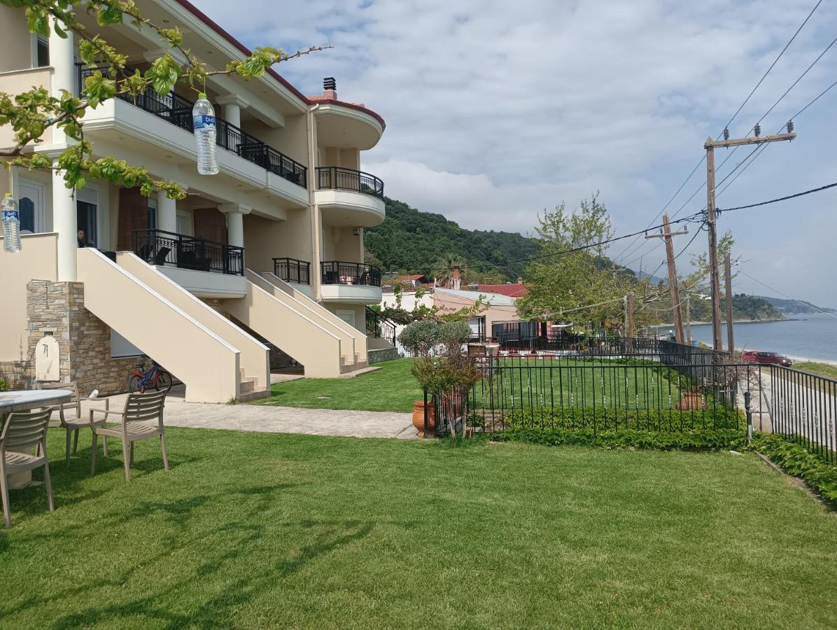 Perdikis Apartments - Paliouria Kokkino Nero ภายนอก รูปภาพ