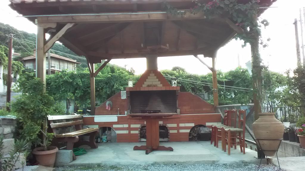 Perdikis Apartments - Paliouria Kokkino Nero ภายนอก รูปภาพ