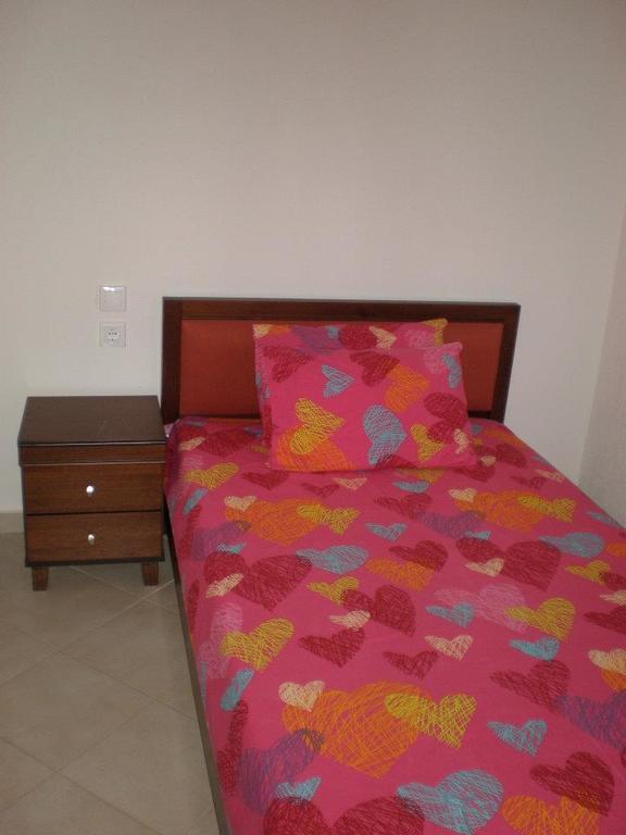Perdikis Apartments - Paliouria Kokkino Nero ภายนอก รูปภาพ